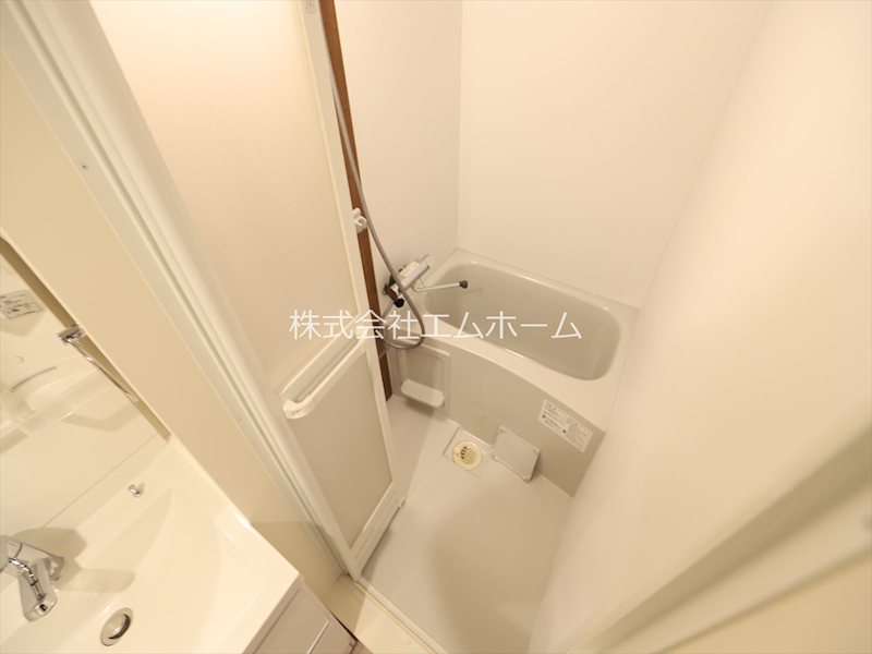 バス・シャワールーム　バスルーム　浴室暖房乾燥機付き