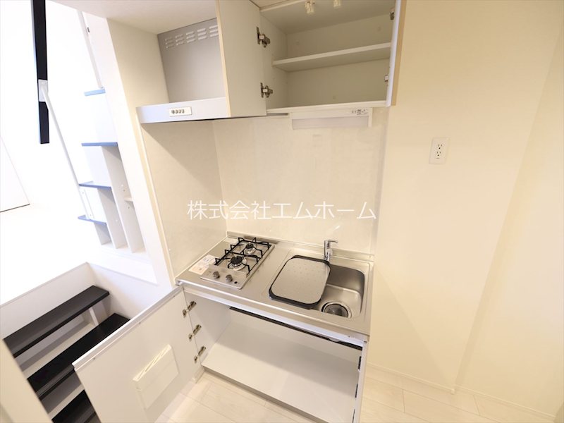 キッチン　システムキッチン（ガス2口コンロ付）