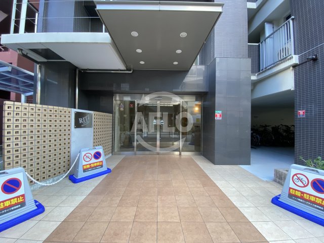 エントランス　リッツ難波パークサイド　エントランス