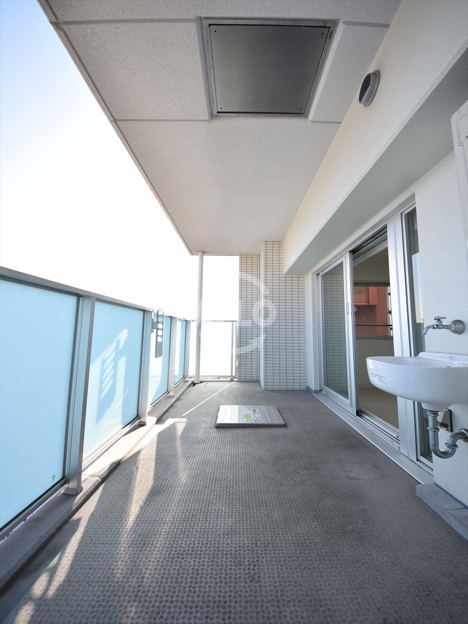 バルコニー　リッツ難波パークサイド　バルコニー