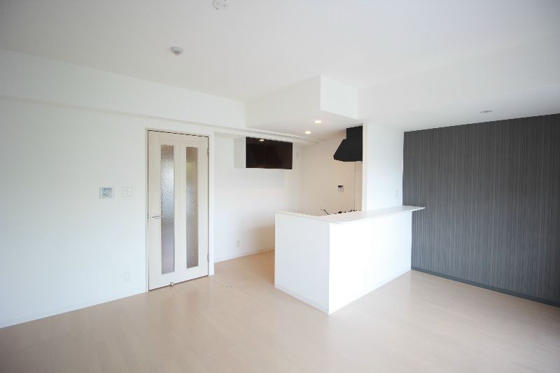 居室・リビング　ブルースカイ　板橋区板橋1