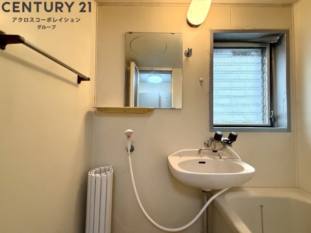 洗面設備　浴室