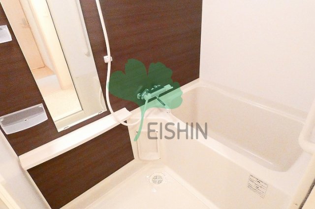 バス・シャワールーム　清潔感のある浴室です！