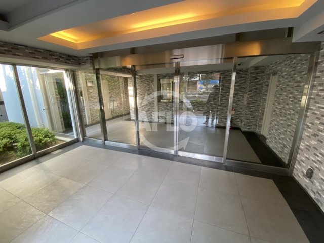 ロビー　レジディア玉造　ロビー