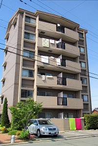 建物外観　「西鉄」大善寺駅まで徒歩2分です！特急電車も停車の「大善寺」