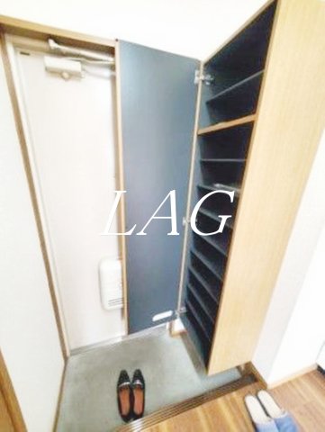 玄関　玄関です。