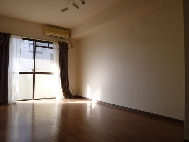 居室・リビング　★リビング使い易いです★