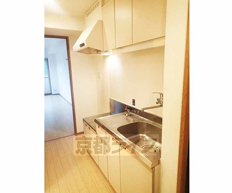 キッチン　広々としたキッチンです。