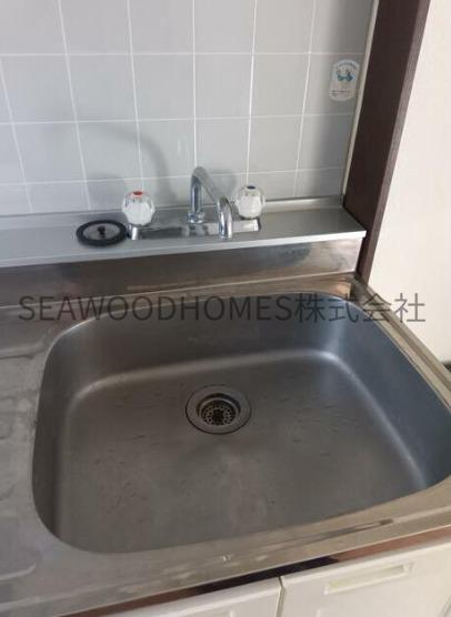キッチン　広めのシンクあります