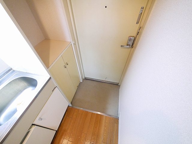 玄関　落ち着いた玄関です