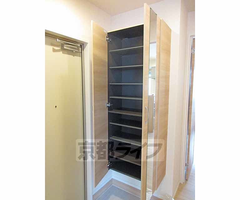 収納　大容量のシューズボックス・