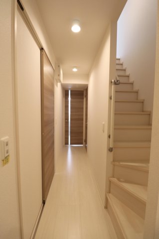 玄関　落ち着いた玄関です