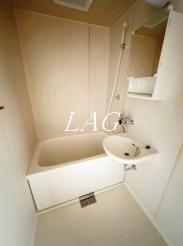 バス・シャワールーム　お風呂です。