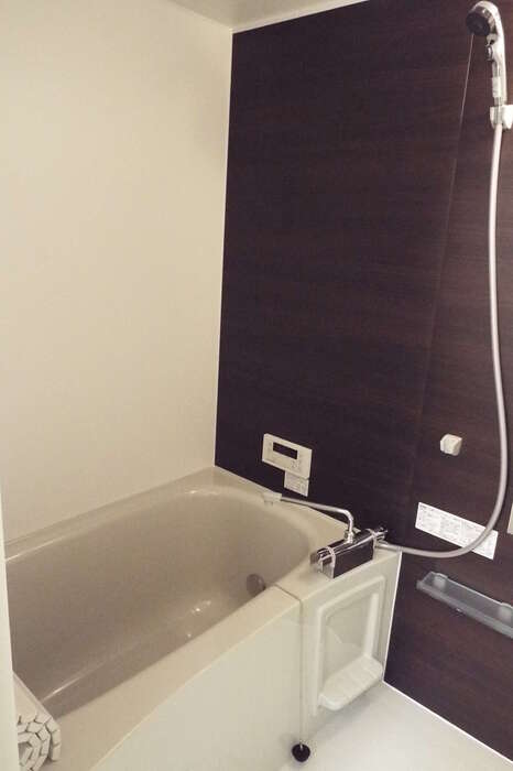 バス・シャワールーム　浴室（追い焚き給湯あり）