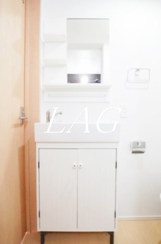 洗面設備　独立洗面台です。