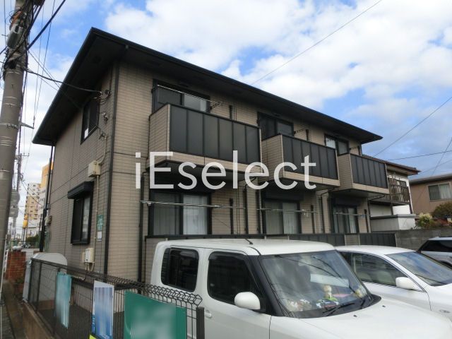 建物外観　２００２年１月築のアパートです。