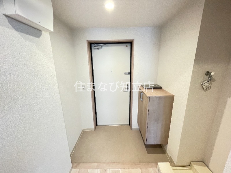 玄関　同型別部屋写真