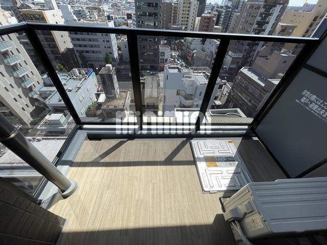 バルコニー　１１階同一間取り写真