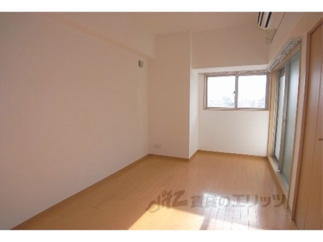 居室・リビング　居室