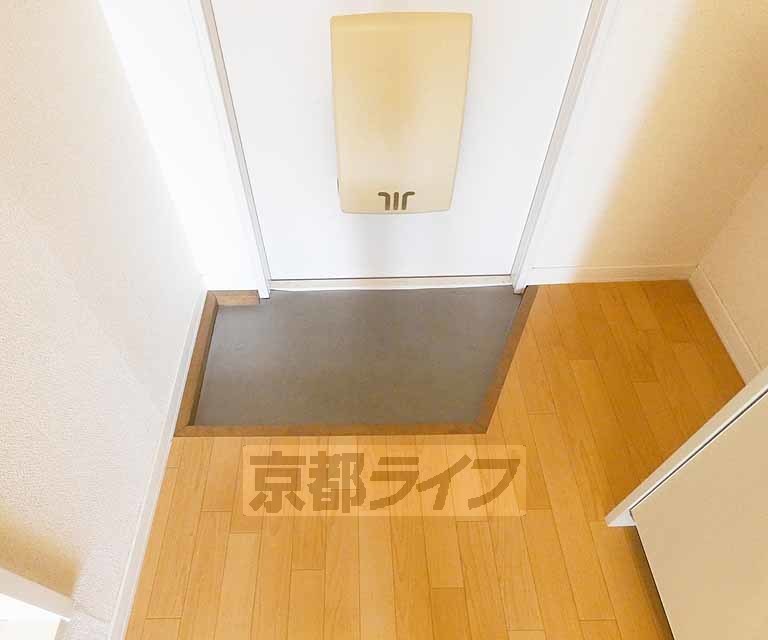 玄関　シューズボックスが置けます。
