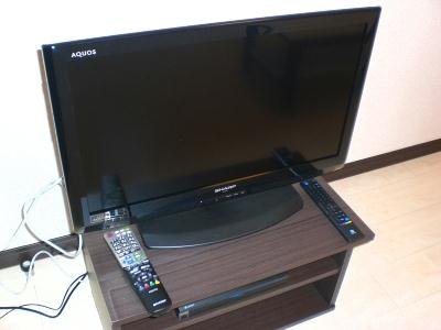 その他　３２型薄型液晶テレビ設置
