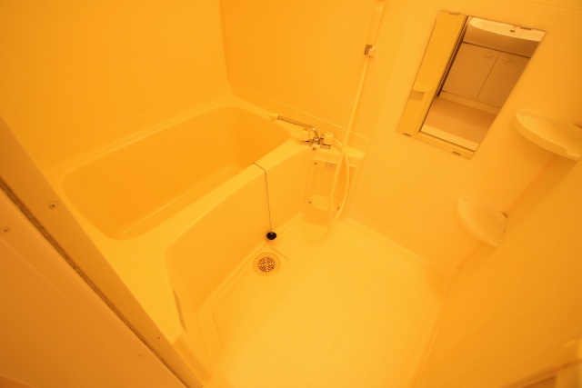 バス・シャワールーム　※別室の参考写真の為、現況優先です。