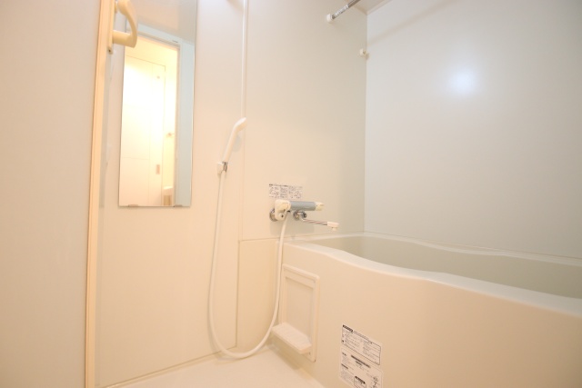バス・シャワールーム　※別室の参考写真の為、現況優先です。