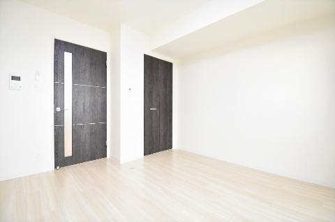 居室・リビング　室内