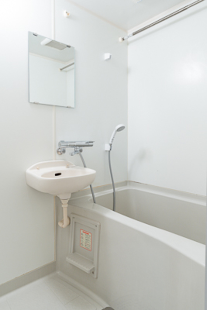 バス・シャワールーム　※写真は同タイプ住戸です。