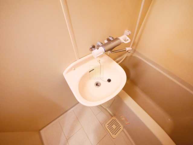 洗面設備　同一間取り参考写真になります。