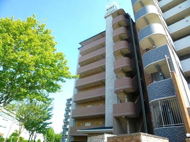 建物外観　鉄筋コンクリート造のしっかりとしたマンションです。