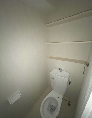 トイレ　別号室