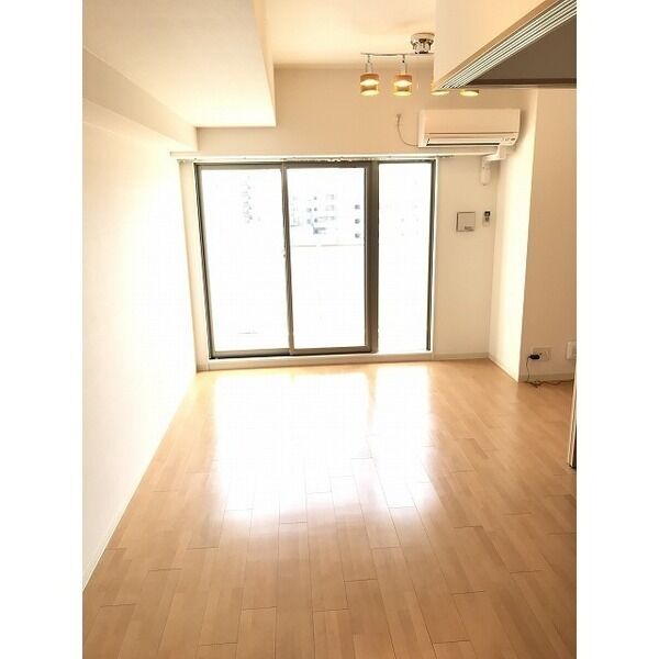 居室・リビング　同一タイプです。