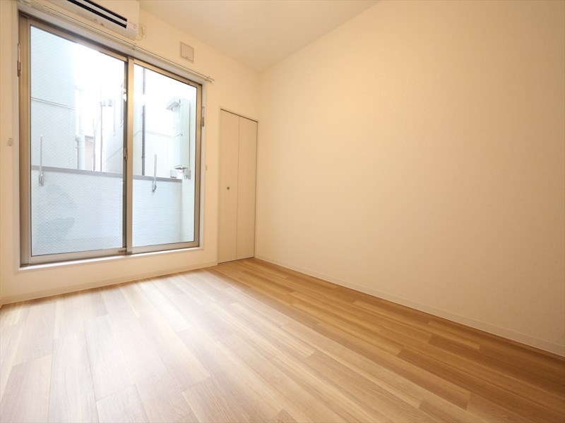 バルコニー　洋室7帖　ロフト6帖（収納としても寝室としても使えます）