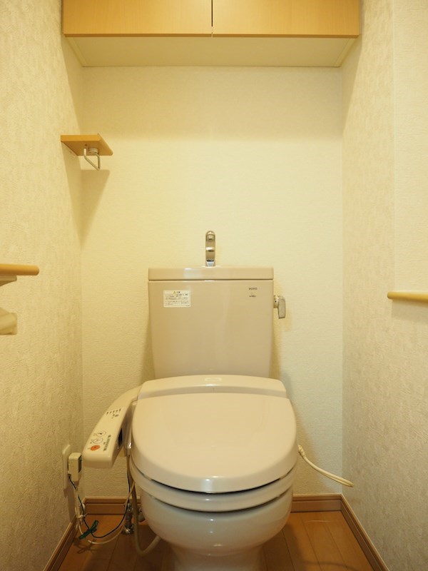 トイレ　（別タイプ参考写真）ルーブル南池袋　豊島区南池袋４