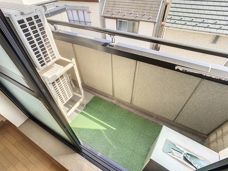 バルコニー　バルコニー