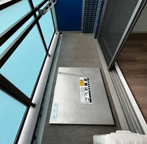 バルコニー　バルコニーからの眺めを楽しみながら食事をしませんか