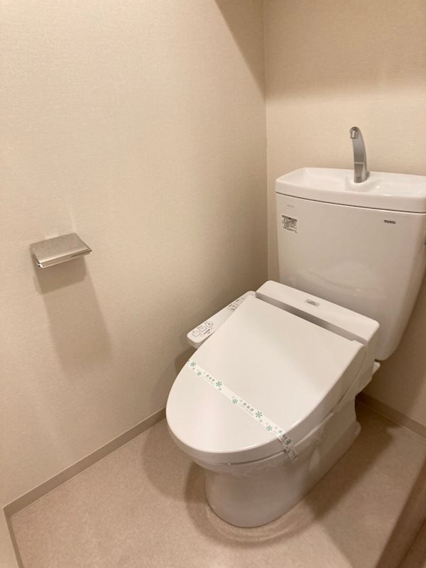 トイレ　清潔感のあるトイレです