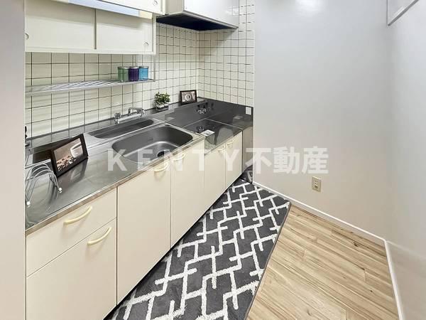 キッチン　モデルルームの写真です