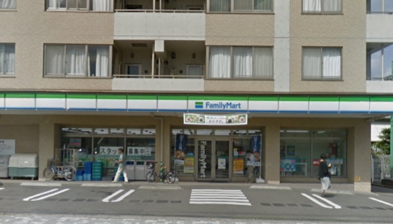 コンビニ　ファミリーマート 横浜神大寺四丁目店（コンビニ）まで257m