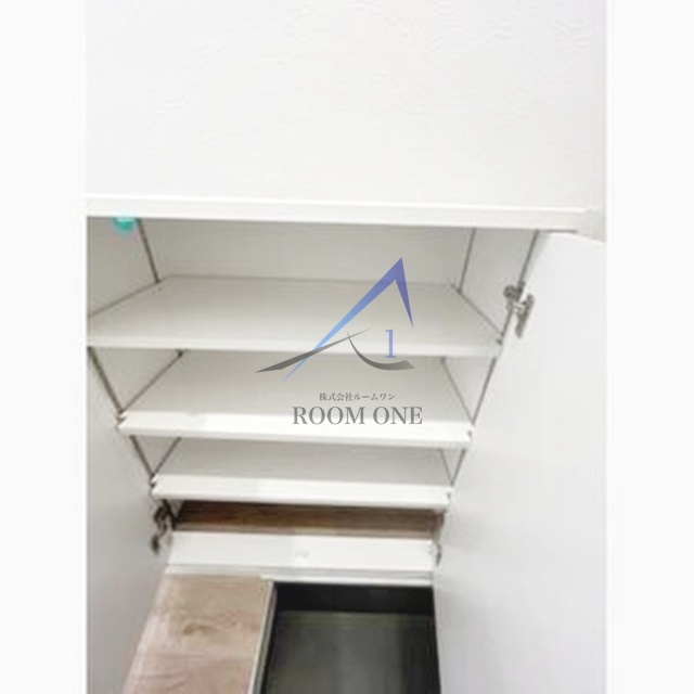 玄関　玄関です。