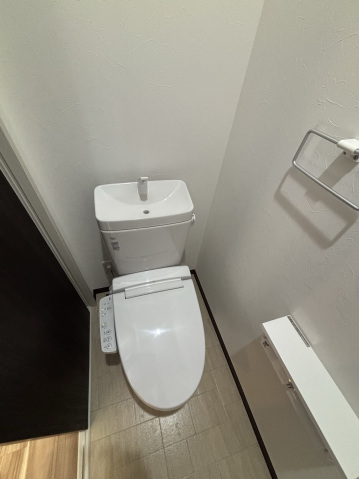 トイレ　写真は別室のものとなります。