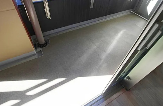 バルコニー　別タイプ部屋　参考写真です