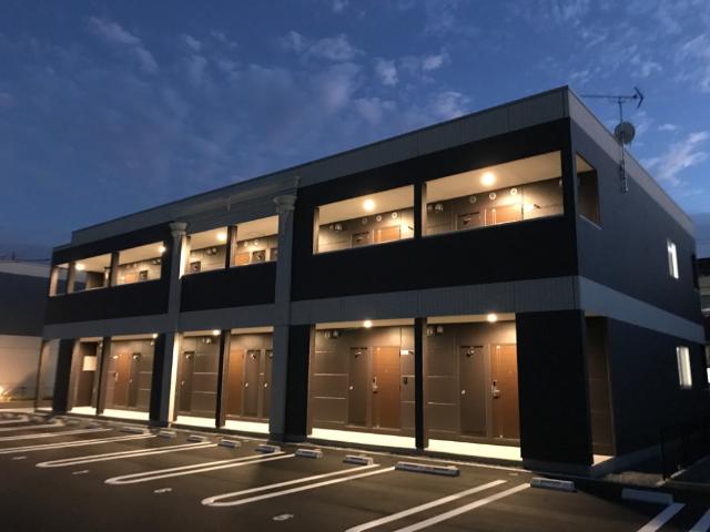 建物外観　外観写真（昼）