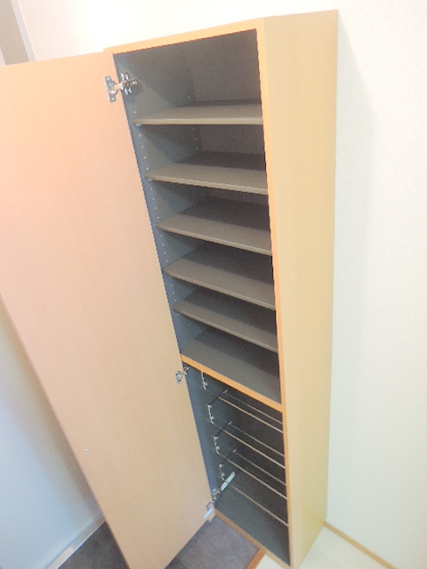 玄関　シューズボックス