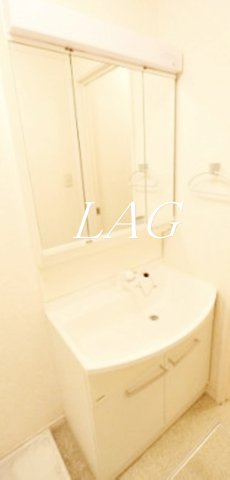 洗面設備　洗面台です。