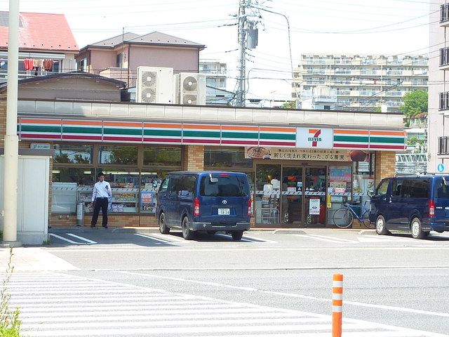 コンビニ　★★セブンイレブン（コンビニ）まで50m