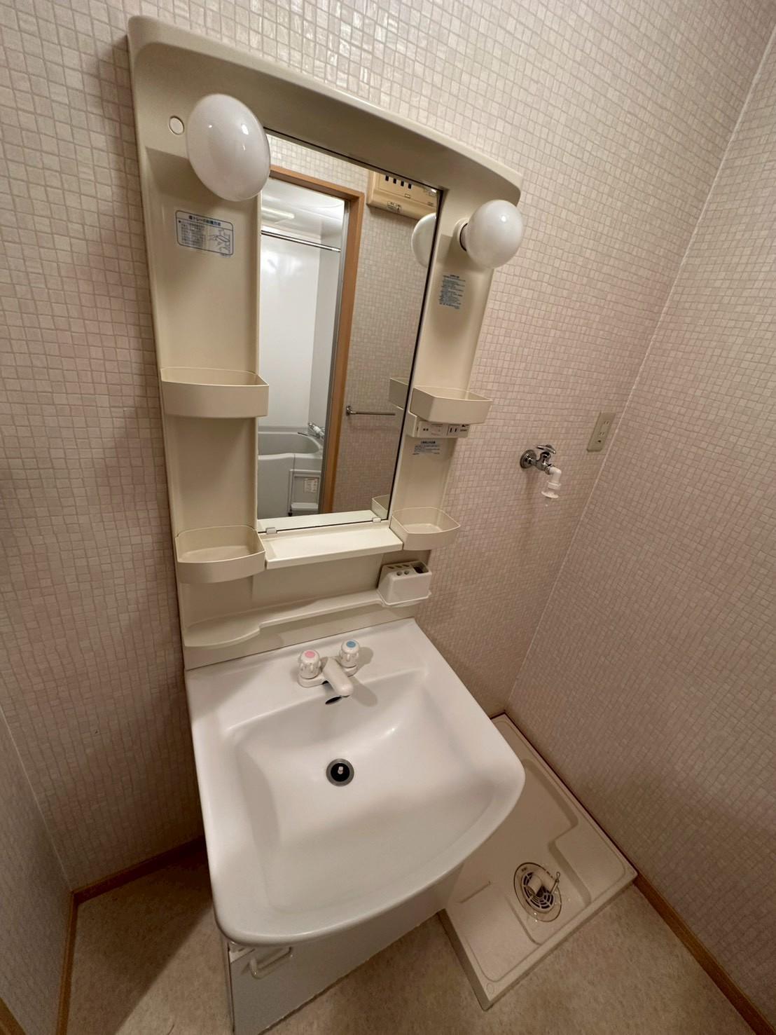 洗面設備　洗面所