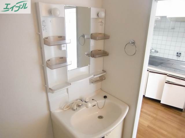 洗面設備　洗髪洗面化粧台