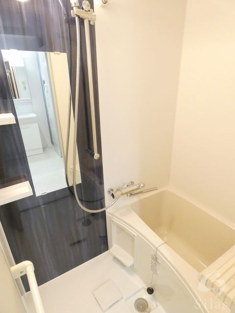 バス・シャワールーム　同仕様写真